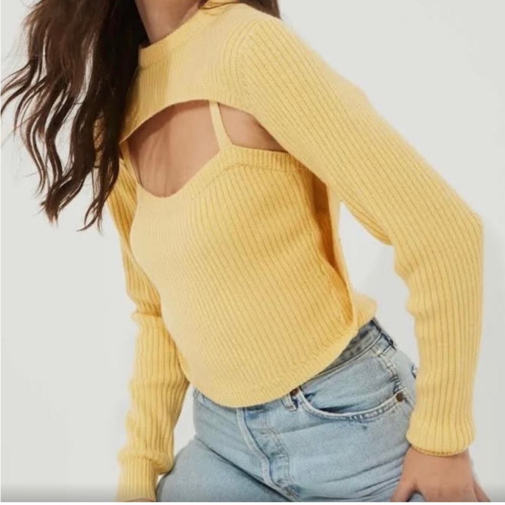 ASTR The Label Astoria Sweater Sunshine Yellow Size M. NWT